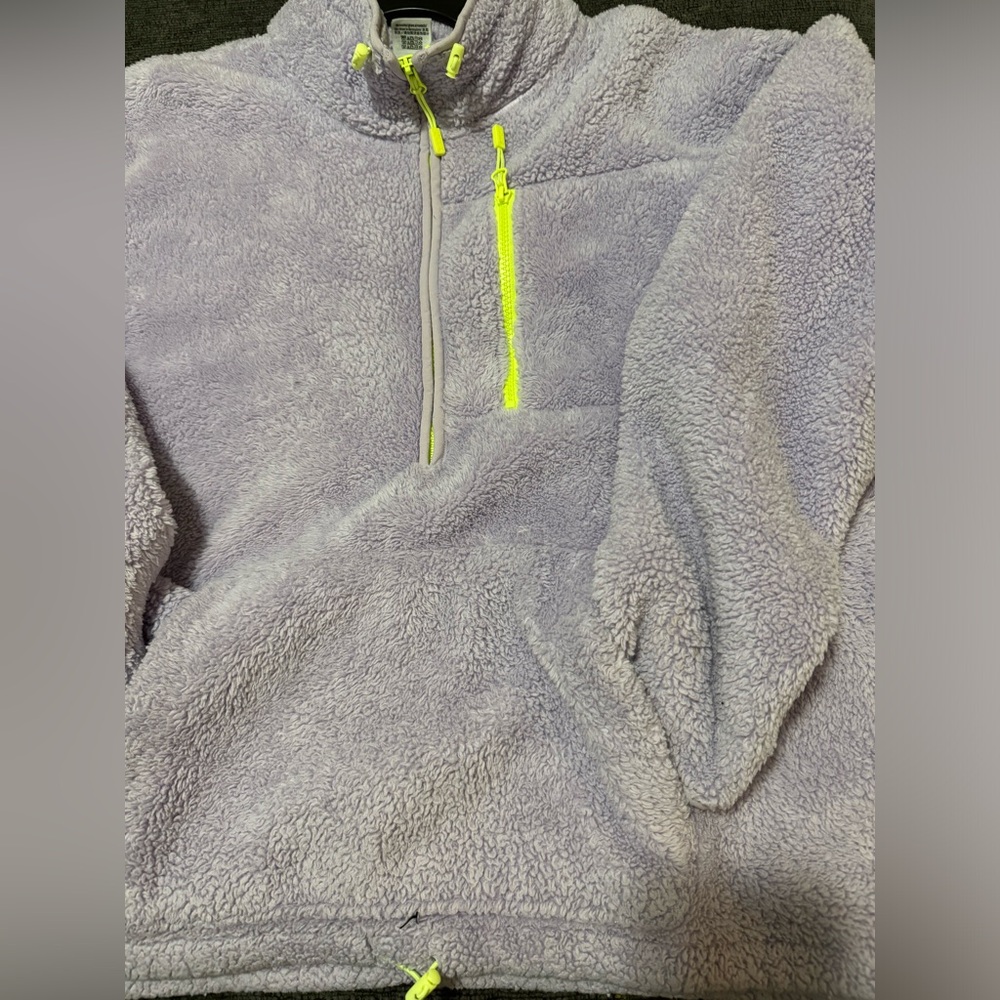 Vs pink Sherpa pullover